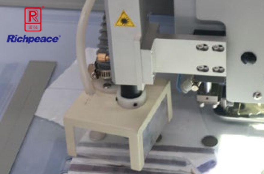 富怡全自動(dòng)縫切(激光)一體機(jī)