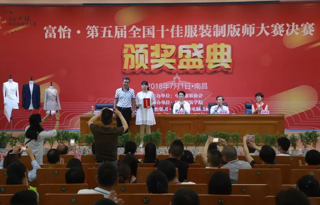 ce2f7d96b8a8b61f57be5a05e801296d ce2f7d96b8a8b61f57be5a05e801296d